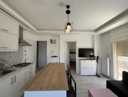 Sığacık Marina’ya 50 Metre Mesafede, Full Eşyalı, Geniş Teraslı Dubleks Daire!