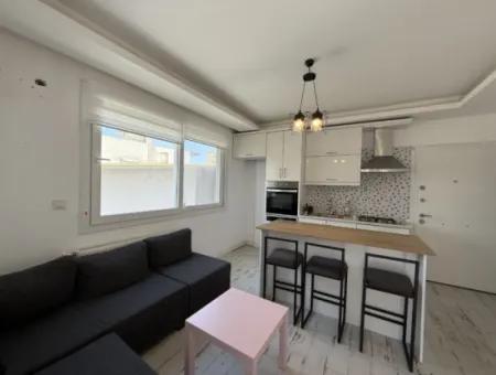 Sığacık Marina’ya 50 Metre Mesafede, Full Eşyalı, Geniş Teraslı Dubleks Daire!
