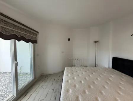 Sığacık Marina’ya 50 Metre Mesafede, Full Eşyalı, Geniş Teraslı Dubleks Daire!