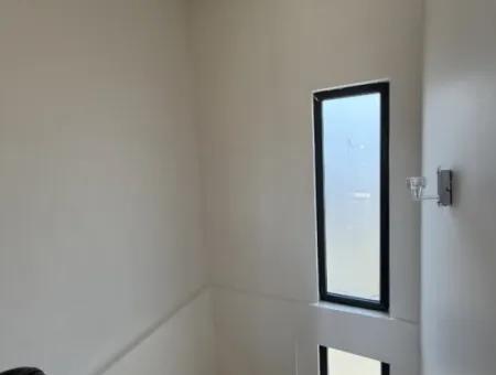 Doğanbey’de Havuzlu, Bahçeli Ve Geniş Kullanımlı 3+1 Villa