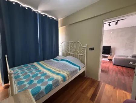 Alsancak Kahramanlar 1+1 Kombili Ve Klimalı Kiralık Eşyalı Daire