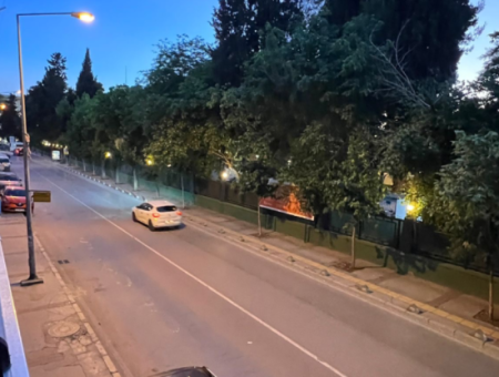 Alsancak Kahramanlarda Fuar Manzaralı Kombili 1. Kat 2+1 Mobilyalı Kiralık Daire!