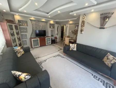 Yıldız Mahallesi Demirkent Sitesinde    3+1  130 M2 Satılık  Lüx Daire