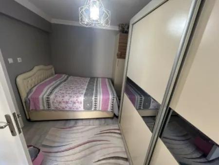 Yıldız Mahallesi Demirkent Sitesinde    3+1  130 M2 Satılık  Lüx Daire