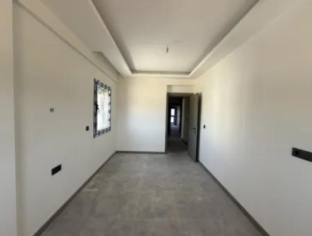 Seferihisar’da Sosyal Donatılı, Kapalı Mutfaklı, Lüks 3+1 Daire