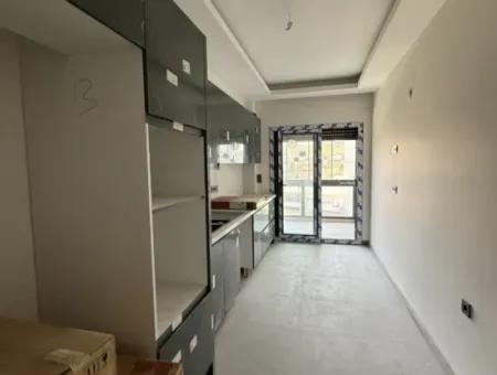 Seferihisar’da Sosyal Donatılı, Kapalı Mutfaklı, Lüks 3+1 Daire