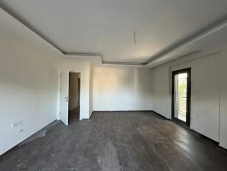 Seferihisar Hıdırlık’ta, Flora Garden Sitesi'nde Yepyeni Bir Yaşam Başlıyor