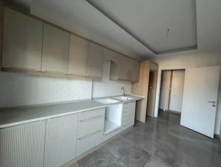 Seferihisar Hıdırlık’ta, Flora Garden Sitesi'nde Yepyeni Bir Yaşam Başlıyor