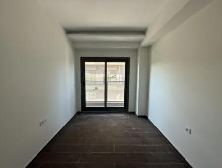 Seferihisar Hıdırlık’ta, Flora Garden Sitesi'nde Yepyeni Bir Yaşam Başlıyor