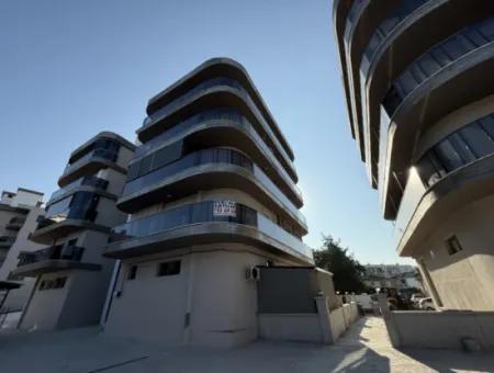 Seferihisar Hıdırlık’ta, Flora Garden Sitesi'nde Yepyeni Bir Yaşam Başlıyor