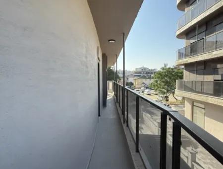 Seferihisar Hıdırlık’ta, Flora Garden Sitesi'nde Yepyeni Bir Yaşam Başlıyor