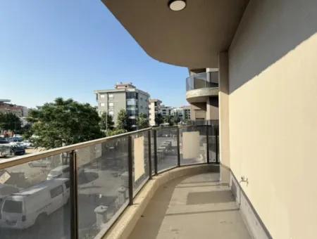 Seferihisar Hıdırlık’ta, Flora Garden Sitesi'nde Yepyeni Bir Yaşam Başlıyor