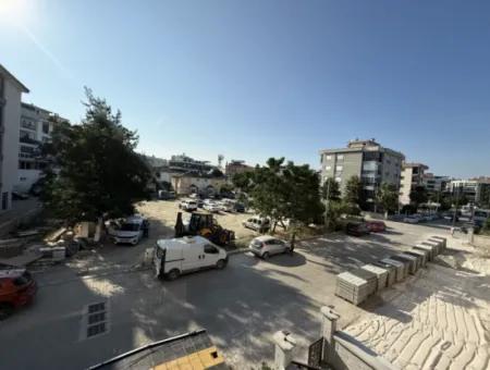 Seferihisar Hıdırlık’ta, Flora Garden Sitesi'nde Yepyeni Bir Yaşam Başlıyor