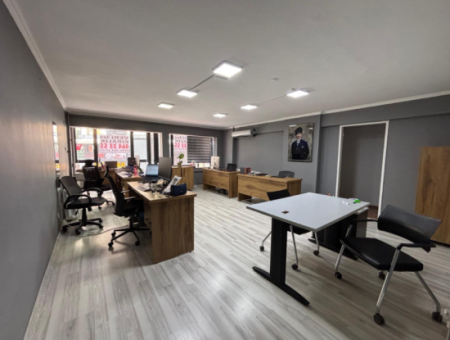 Alsancak  Kıbrıs Şehitlerin’de 1.Kat 3+1 120M2 Çift Wc Li Kiralık Büro/Ofis!