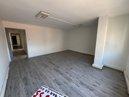 Alsancak Kıbrıs Şehitleri Caddesi Üzerinde Yangın Merdivenli 4 Oda 1 Salon 160 M2 Çift Asansörlü İşyeri Büro  Ofis