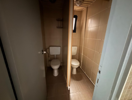 Alsancak Kıbrıs Şehitleri Caddesi Üzerinde Yangın Merdivenli 4 Oda 1 Salon 160 M2 Çift Asansörlü İşyeri Büro  Ofis