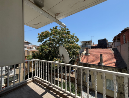 Alsancak Fuar Cepeli 2+1 Kombili Mobilyalı Kiralık Daire