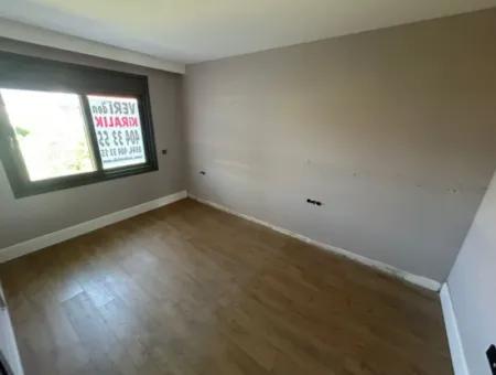 Doğa İle İç İçe, Denize Yürüme Mesafesinde Lüks Dubleks Kiralık  Villa!