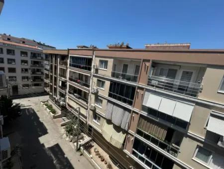  Karşıyaka Şemikler’de Kaçırılmayacak 2+1 100M2  Fırsat Dairesi!