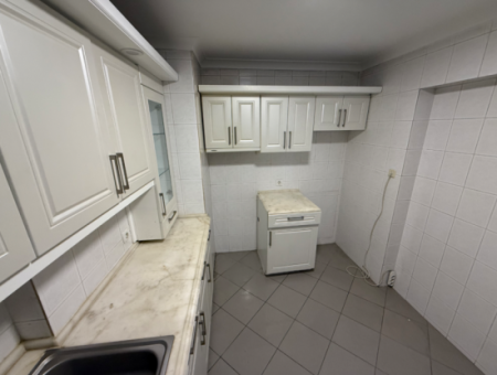 Küçükyalı Karantina Meydanında 3+1+Kiler 150 M2 Arakat Yalı Dairesi
