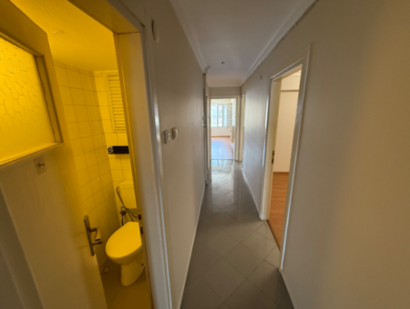 Küçükyalı Karantina Meydanında 3+1+Kiler 150 M2 Arakat Yalı Dairesi