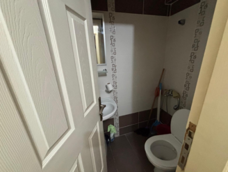 Alsancak  Kıbrıs Şehitlerinde 2+1 7/24 Açık Kiralık  İşyeri /Büro