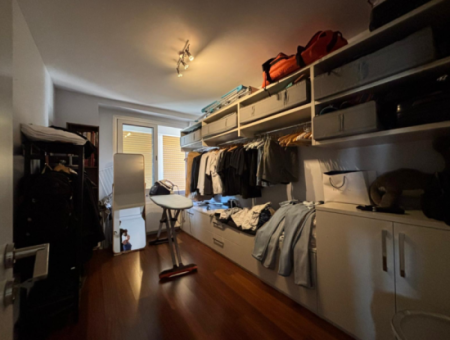 Alsancak  Gül Sokakta 2+1 Köşe Ebeveyn Banyolu Mobilyalı Otoparklı Kiralık Daire!