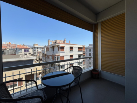 Alsancak  Gül Sokakta 2+1 Köşe Ebeveyn Banyolu Mobilyalı Otoparklı Kiralık Daire!
