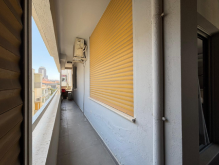 Alsancak  Gül Sokakta 2+1 Köşe Ebeveyn Banyolu Mobilyalı Otoparklı Kiralık Daire!