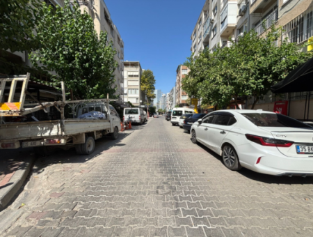 Alsancak Gazi Hastanesi Yakını 12M2 3M Cepheli Dükkan