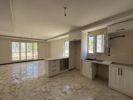 Seferihisar Camikebir’de Doğanın Kalbinde, Konforlu Ve Yatırımlık Villa