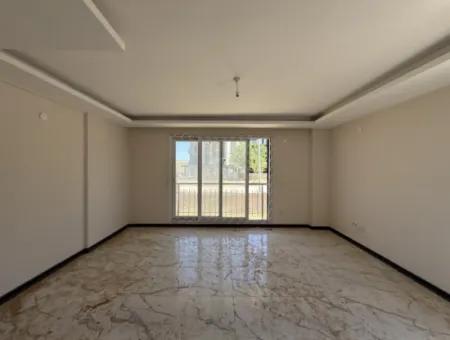 Seferihisar Camikebir’de Doğanın Kalbinde, Konforlu Ve Yatırımlık Villa