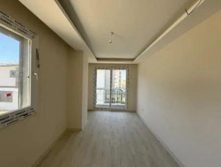Seferihisar Camikebir’de Doğanın Kalbinde, Konforlu Ve Yatırımlık Villa