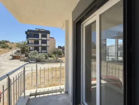 Seferihisar Camikebir’de Doğanın Kalbinde, Konforlu Ve Yatırımlık Villa