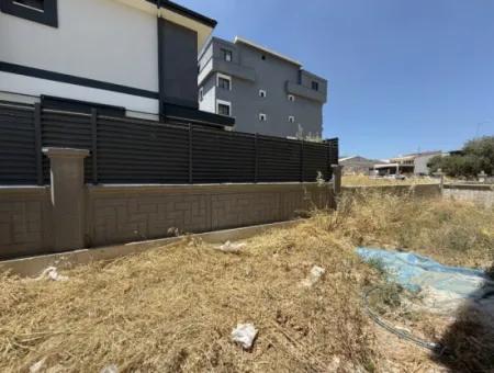 Seferihisar Camikebir’de Doğanın Kalbinde, Konforlu Ve Yatırımlık Villa