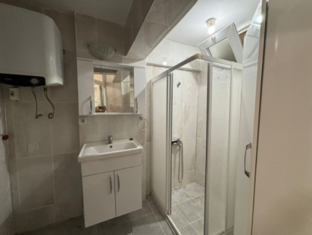 Alsancak Cami Yakını Asansörlü 1+1 Masrafsız Kiralık Daire!