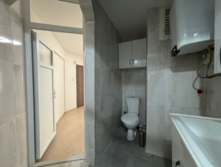 Alsancak Cami Yakını Asansörlü 1+1 Masrafsız Kiralık Daire!