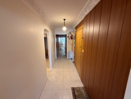 Mithatpaşa'da Tarihi Asansör Karşısı Masrafsız Yalı Daire