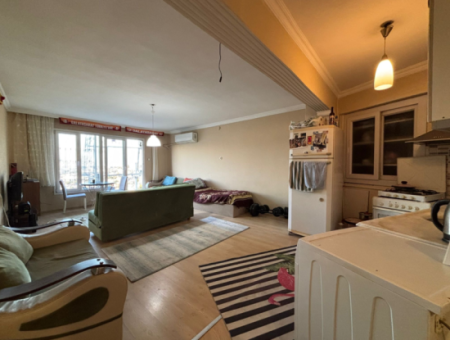 Konak  Varyantta 1+1 Deniz,Şehir Manzaralı Eşyalı Kiralık Daire !