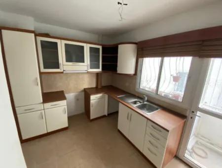 Alsancak Hocazade Cami Tramvay Durağına Yürüme Mesafesinde Kiralık Daire