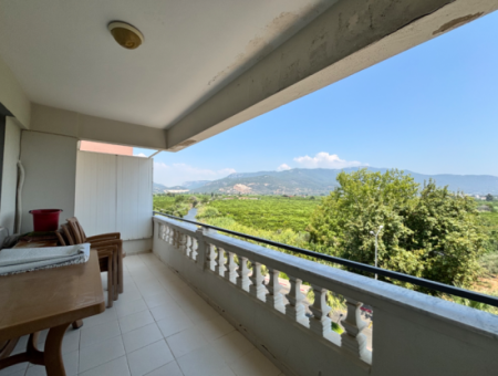 Gümüldür Çarşı’da 3+1 Ebeveyn Banyolu 130 M2 Satılık Daire