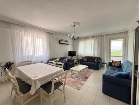Gümüldür Çarşı’da 3+1 Ebeveyn Banyolu 130 M2 Satılık Daire