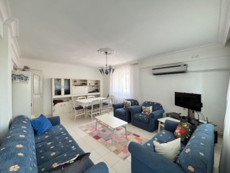 Gümüldür Çarşı’da 3+1 Ebeveyn Banyolu 130 M2 Satılık Daire