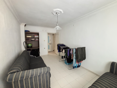 Gümüldür Çarşı’da 3+1 Ebeveyn Banyolu 130 M2 Satılık Daire