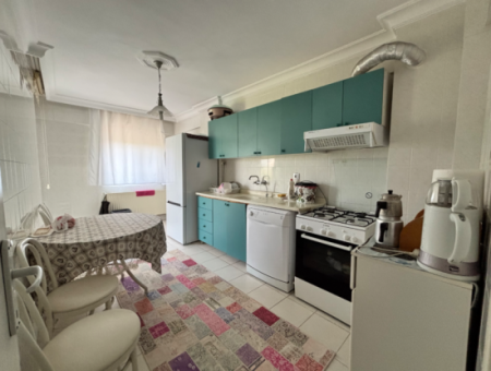 Gümüldür Çarşı’da 3+1 Ebeveyn Banyolu 130 M2 Satılık Daire