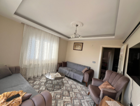 Seferihisar Çolakibrahim Bey’de Satılık 2+1 Kapalı Mutfak Daire