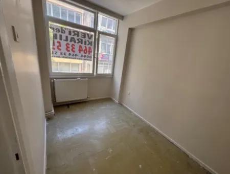 Alsancak Devlet Hastanesi Karşısı Köşe 2.Kat Kiralık Ofis,Büro