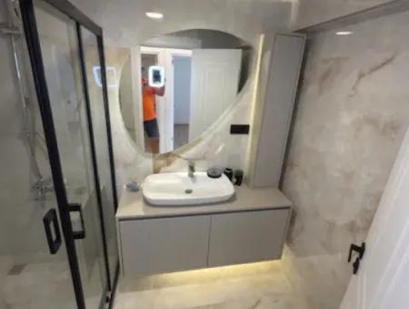 Murat Reis İlkokulu Karşısında Metroya Yürüme Mesafesi Full Tadilatlı Ferah Daire