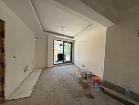 Seferihisar Turabiye Mahallesi’nde Modern Ve Konforlu 1+1 Daire – Yakında Teslim