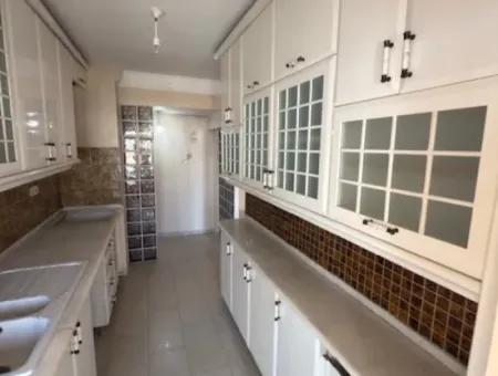 Bostanlı Atakentte Muhteşem Manzaralı Arakat Otoparklı Full Deniz Manzaralı Köşe